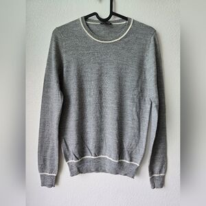 Theory Men's Gray Crewneck Sweater with Cream Trim
